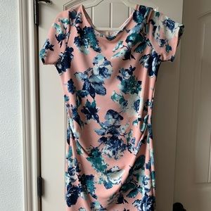 Pink floral print maternity dress size medium